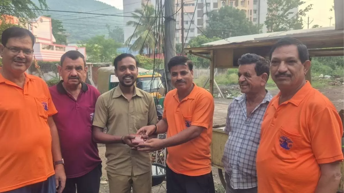 Trishanu राय की पहल रंग लाई संत जेवियर्स बालिका विद्यालय तक सड़क निर्माण की प्रक्रिया शुरू 1