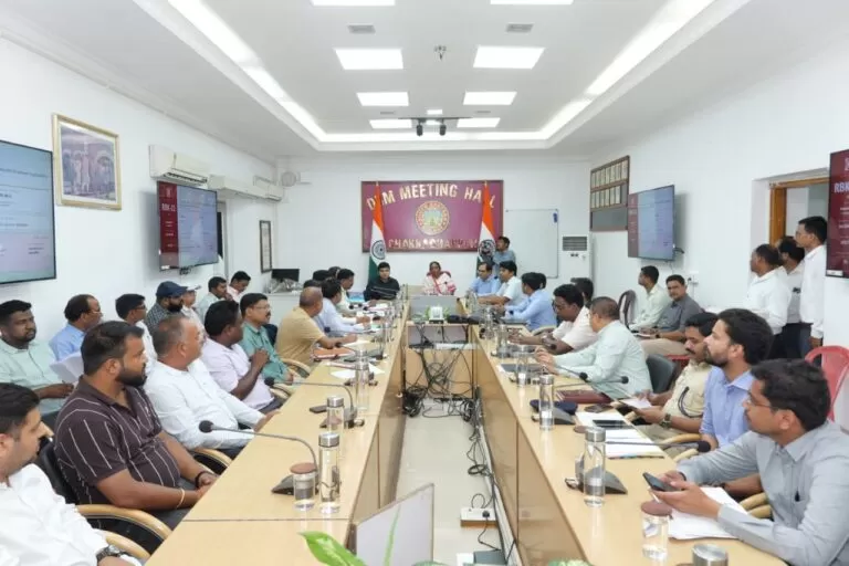 यातायात सुगम बनाने के लिए एनएच अन्तर्गत सभी रेलवे क्राॅसिंग पर करें रोड ओवर ब्रिज का निर्माण: जोबा माझी
