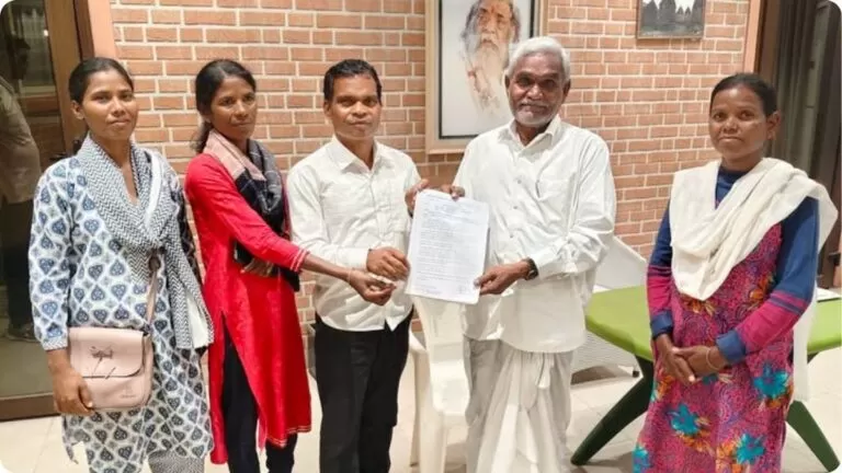 नगड़ी भूमि विवाद फिर गरमाया: संघर्ष समिति ने आंदोलन तेज करने का किया आह्वान, कहा- “जान देंगे, जमीन नहीं देंगे”