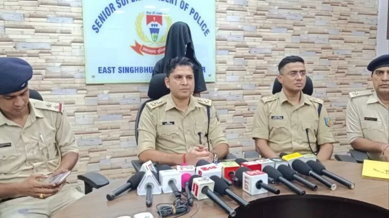 मानगो में राहुल बच्चा Murder फरार मुख्य आरोपी विक्की सिंह गिरफ्तार पुलिस पूछताछ में जुर्म कबूला