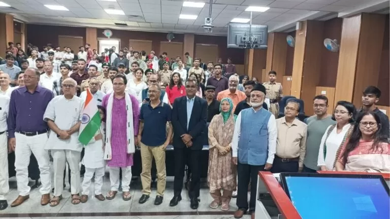 NITJAA प्रायोजित छात्रवृत्ति सम्मान समारोह में 17 मेधावी विद्यार्थियों को मिला सम्मान 14 NITJAA प्रायोजित छात्रवृत्ति सम्मान समारोह में 17 मेधावी विद्यार्थियों को मिला सम्मान