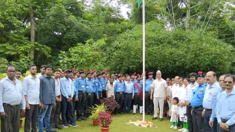 Tata स्टील जूलॉजिकल पार्क ने देशभक्ति की भावना के साथ मनाया 80वां स्वतंत्रता दिवस